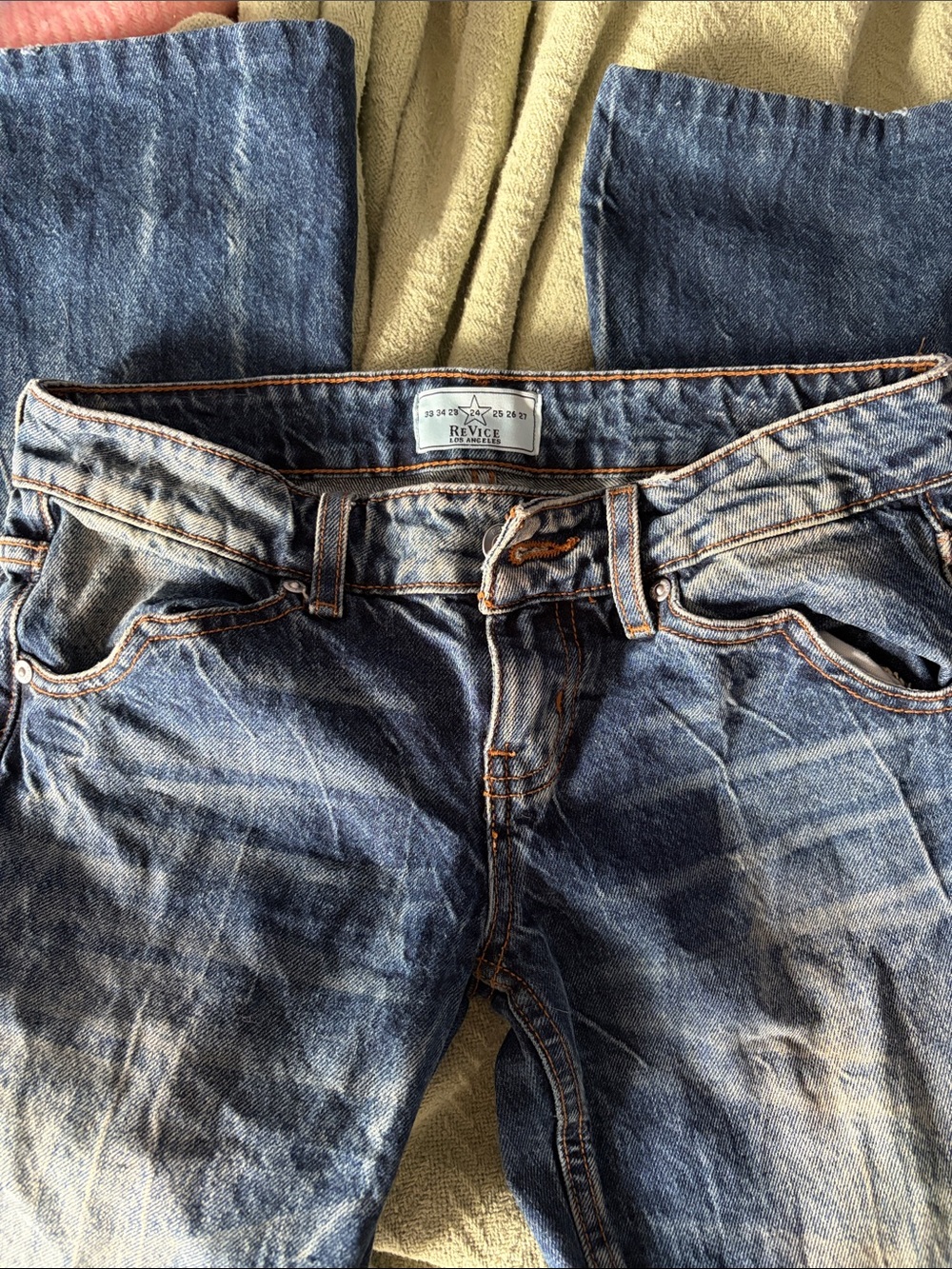 Revice Low Rise Victoria Jeans
